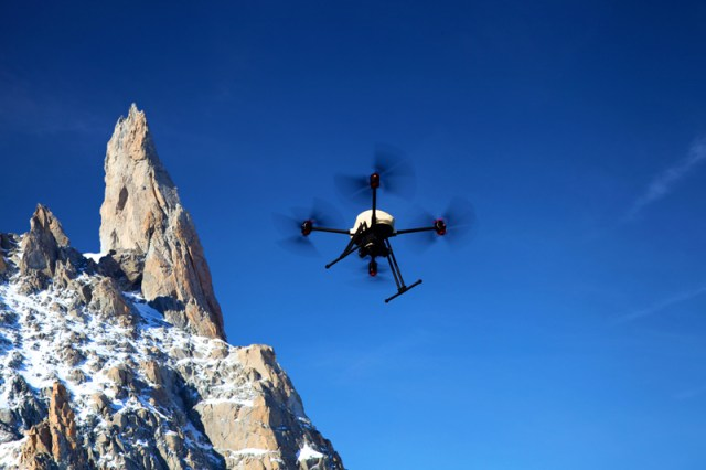 Drone de sauvetage en activité